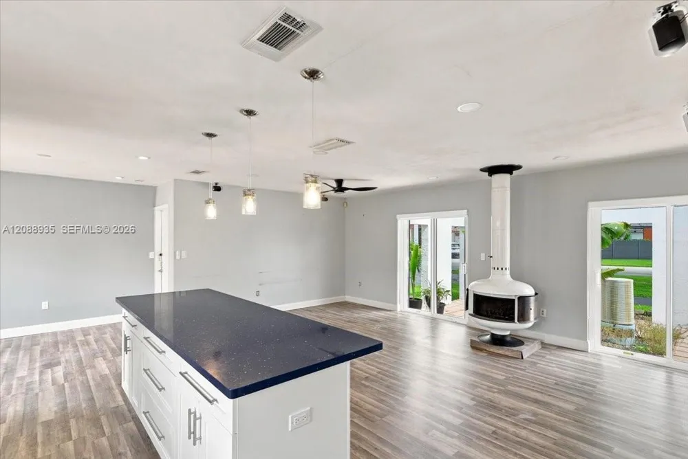 10120 SW 128th St Miami, FL 33176