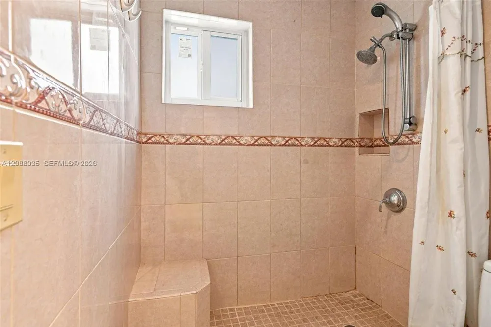 10120 SW 128th St Miami, FL 33176