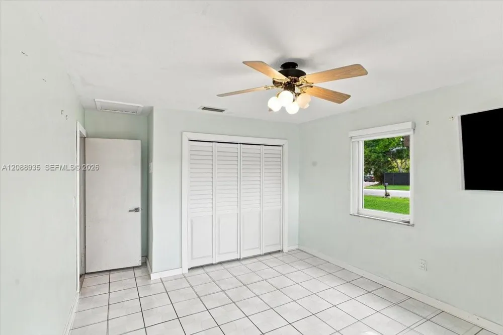 10120 SW 128th St Miami, FL 33176