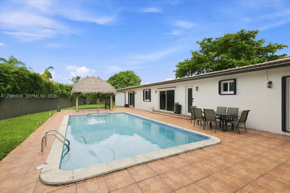 10120 SW 128th St Miami, FL 33176