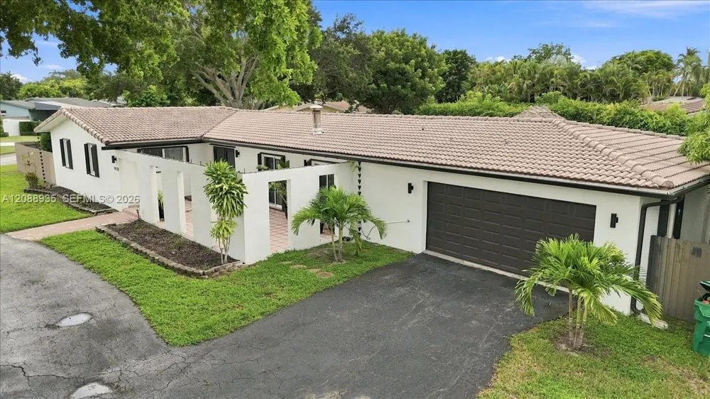10120 SW 128th St Miami, FL 33176