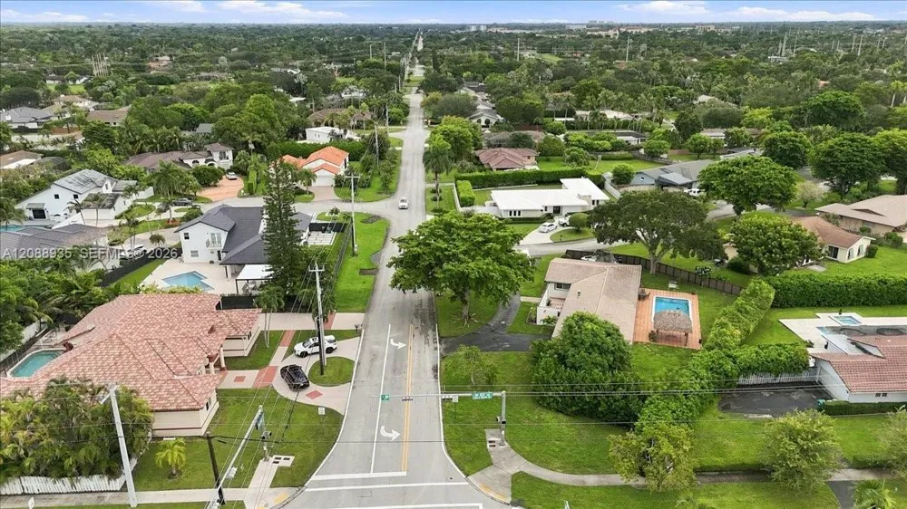 10120 SW 128th St Miami, FL 33176