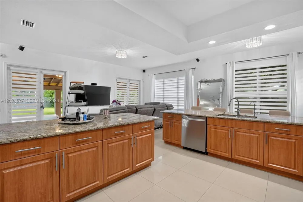 241 NE 33rd Ter Homestead, FL 33033