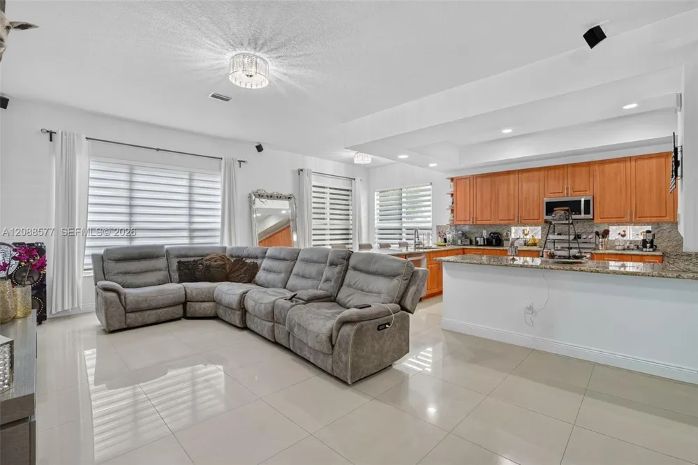241 NE 33rd Ter Homestead, FL 33033