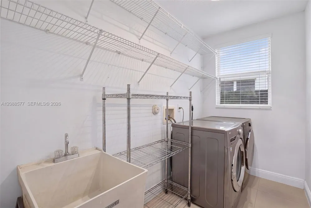241 NE 33rd Ter Homestead, FL 33033