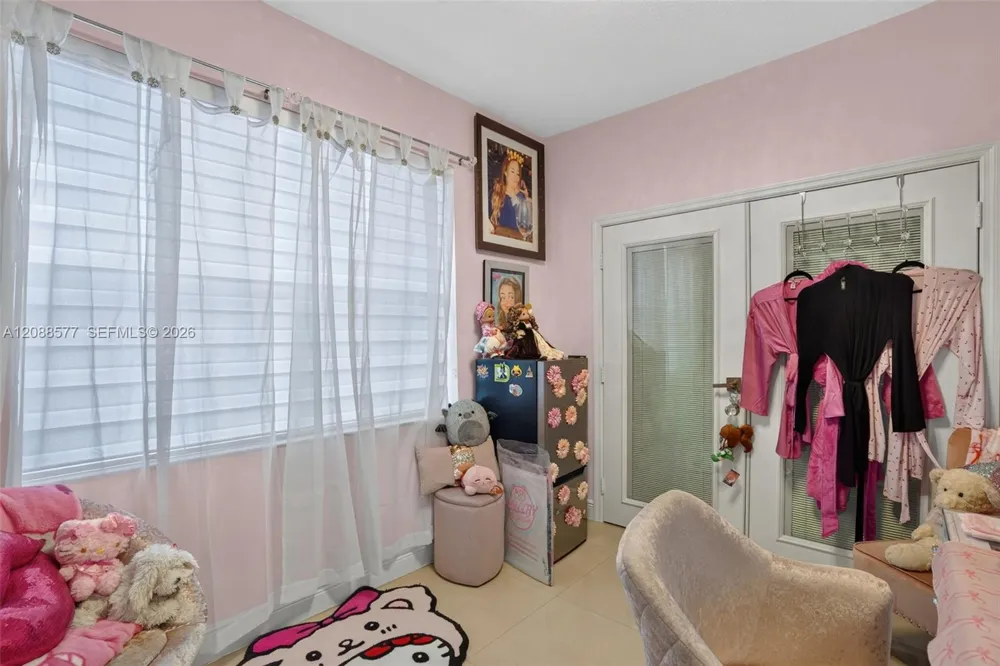 241 NE 33rd Ter Homestead, FL 33033