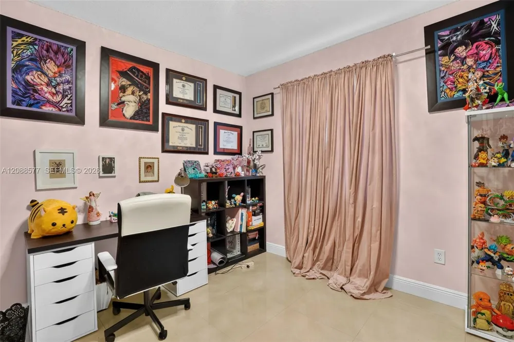 241 NE 33rd Ter Homestead, FL 33033