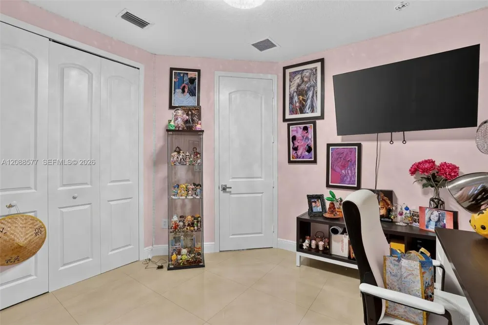 241 NE 33rd Ter Homestead, FL 33033