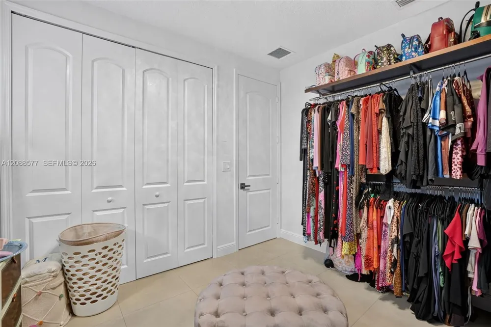 241 NE 33rd Ter Homestead, FL 33033