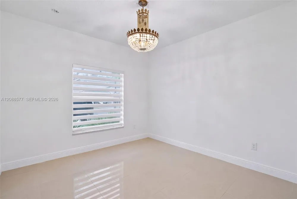 241 NE 33rd Ter Homestead, FL 33033