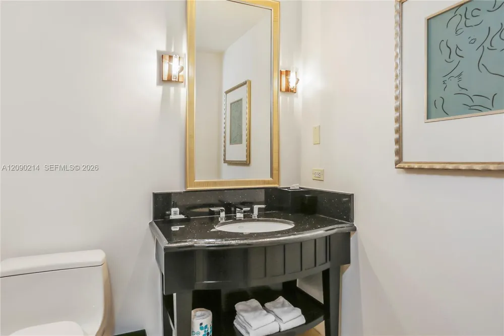 4391 Collins Ave #506/507 Miami Beach, FL 33140
