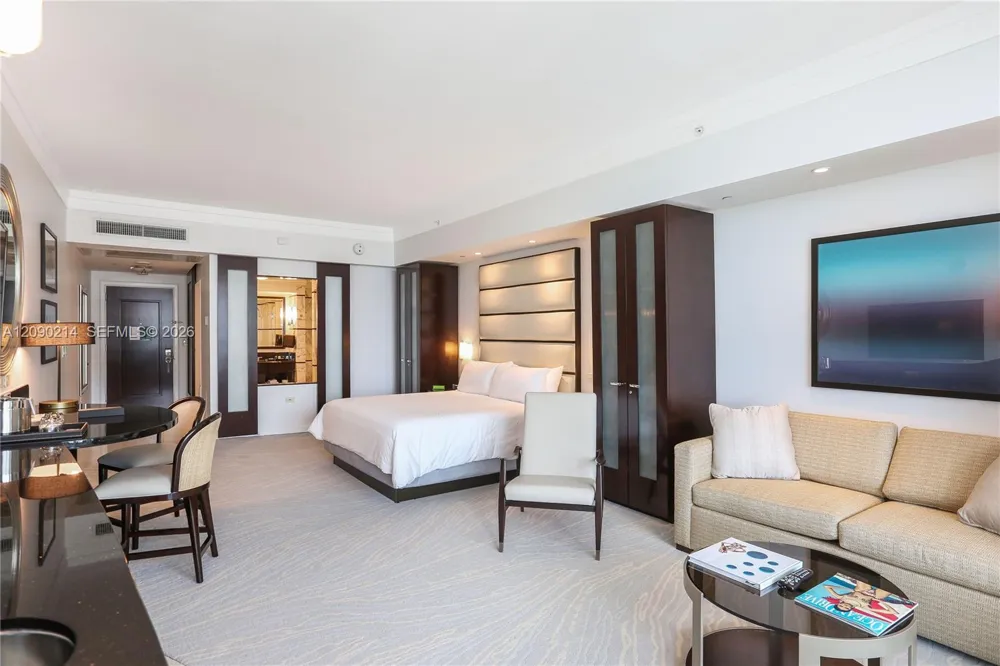 4391 Collins Ave #506/507 Miami Beach, FL 33140