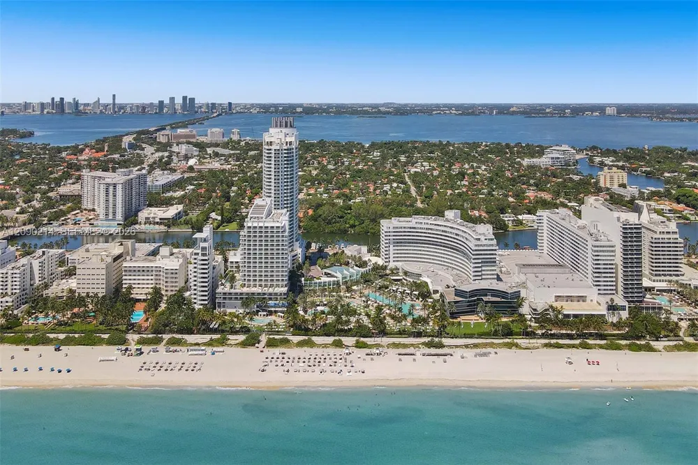 4391 Collins Ave #506/507 Miami Beach, FL 33140