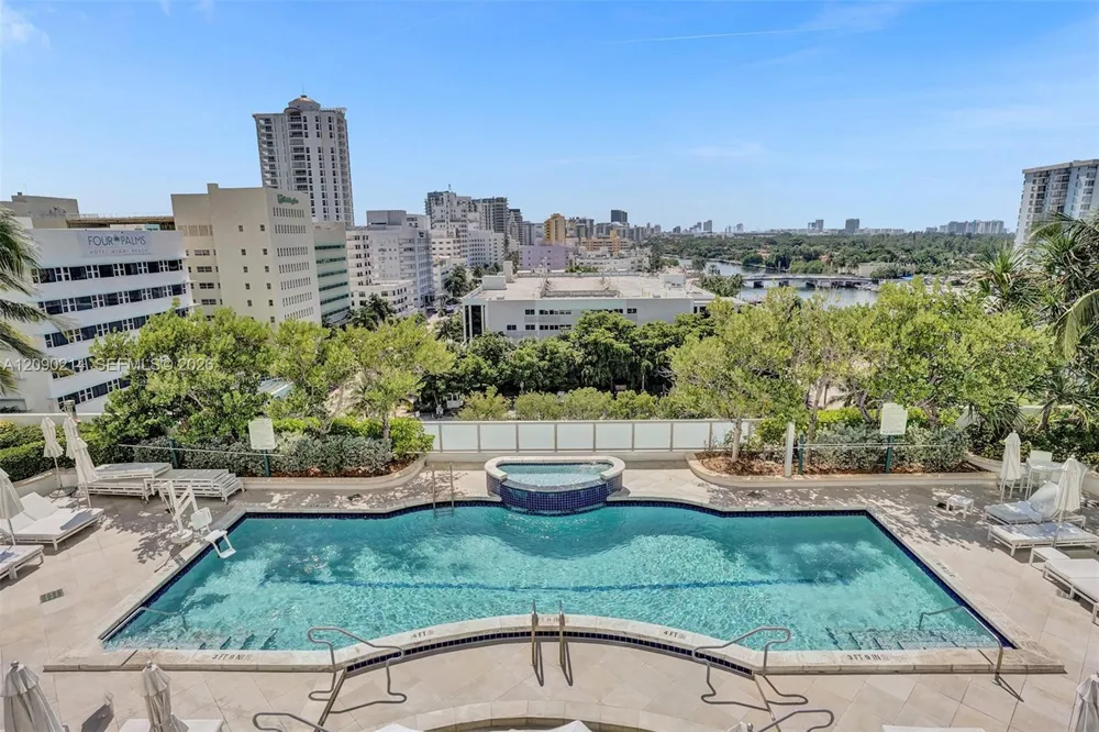 4391 Collins Ave #506/507 Miami Beach, FL 33140