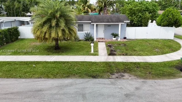 11805 SW 169th St Miami, FL 33177