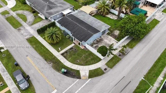 11805 SW 169th St Miami, FL 33177