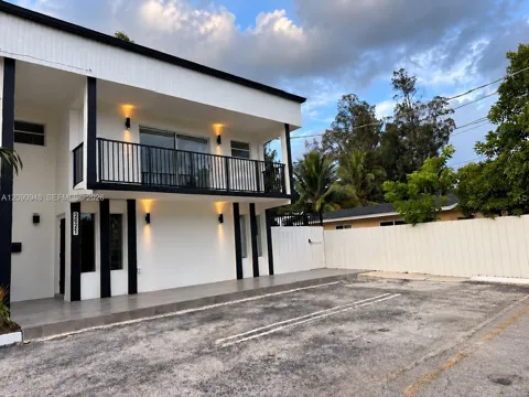 3301 nw 13th terr