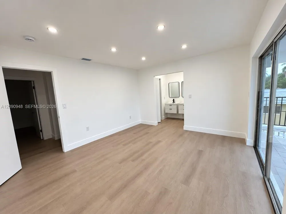 3301 nw 13th terr Miami, FL 33125