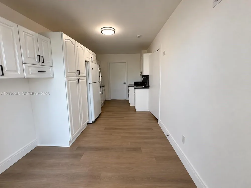 3301 nw 13th terr Miami, FL 33125