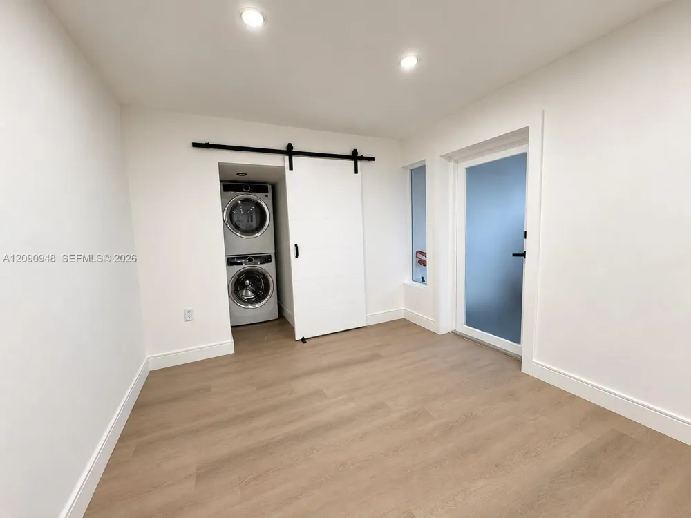 3301 nw 13th terr Miami, FL 33125
