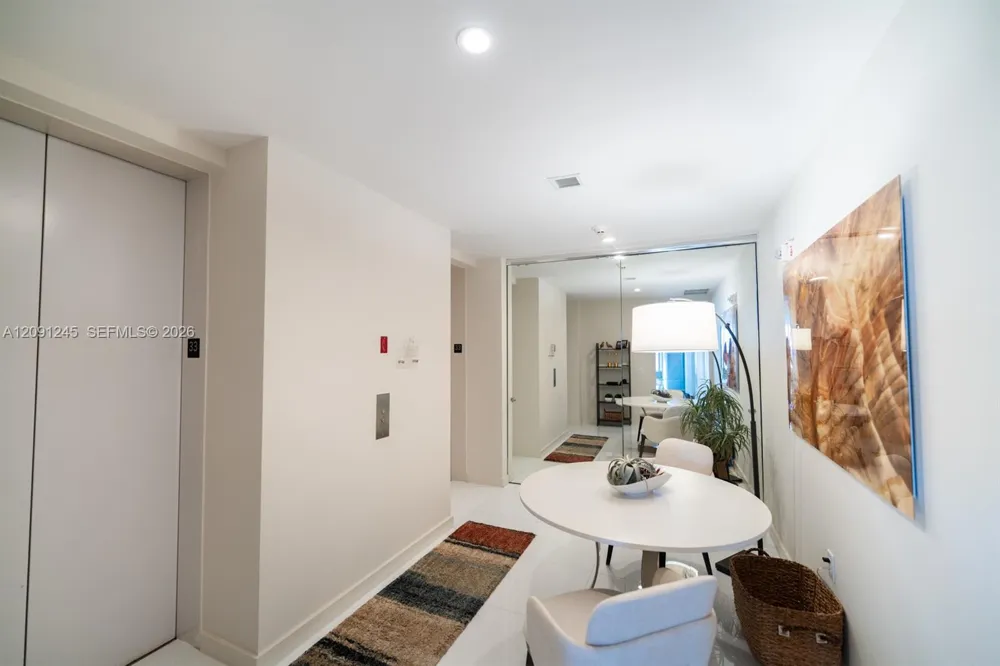 1100 Biscayne Blvd #3302 Miami, FL 33132