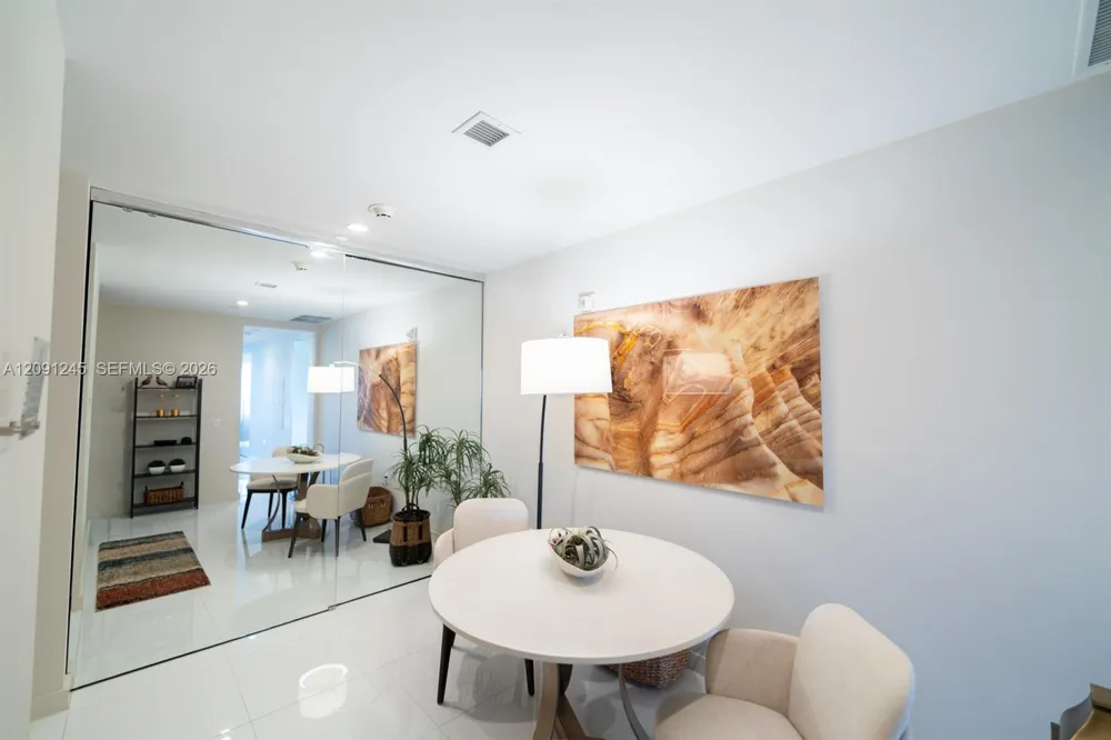 1100 Biscayne Blvd #3302 Miami, FL 33132