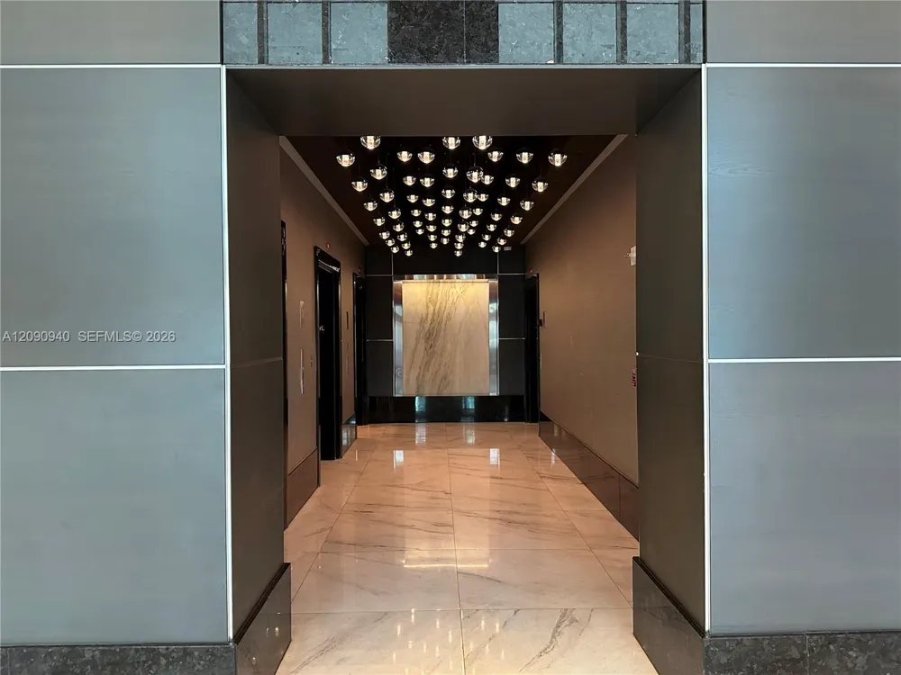 951 Brickell Ave #1009 Miami, FL 33131