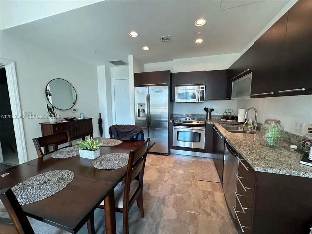 951 Brickell Ave #1009 Miami, FL 33131