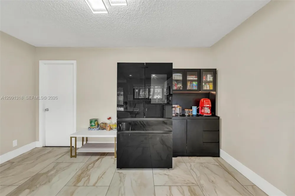 2836 W River Run Cir W Miramar, FL 33025