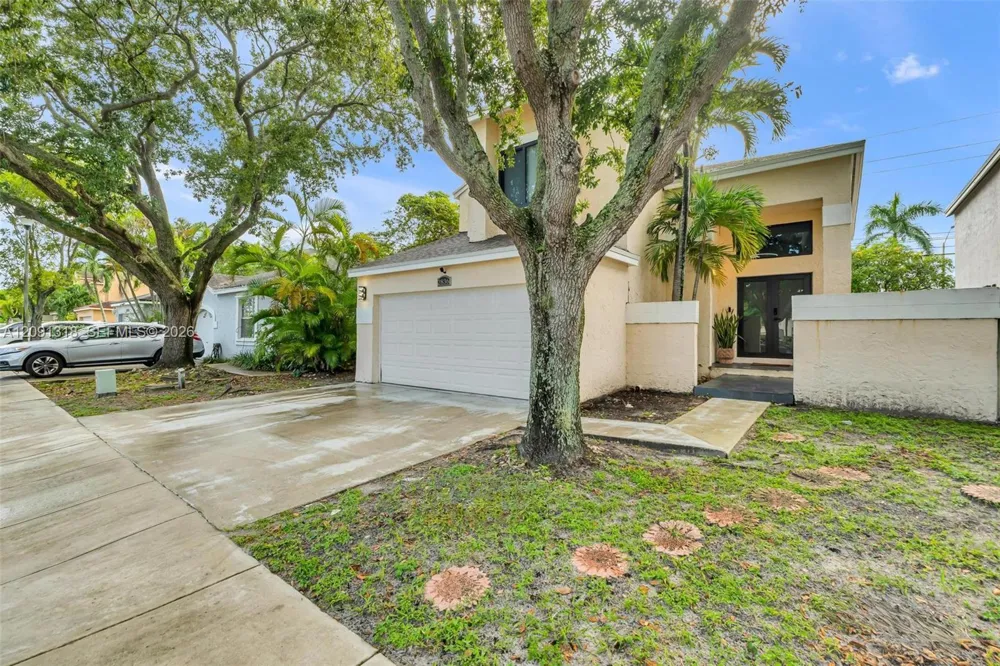 2836 W River Run Cir W Miramar, FL 33025