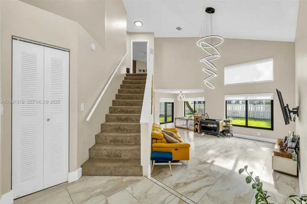 2836 W River Run Cir W Miramar, FL 33025