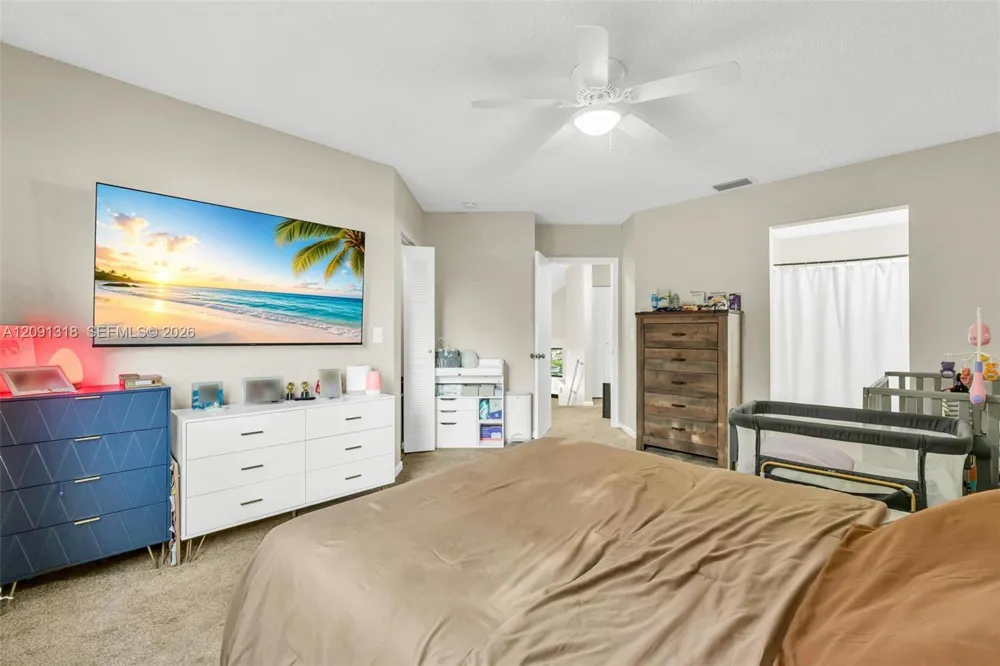 2836 W River Run Cir W Miramar, FL 33025