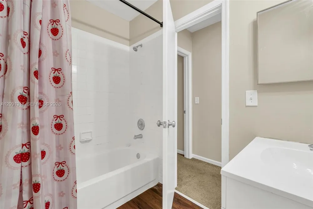 2836 W River Run Cir W Miramar, FL 33025