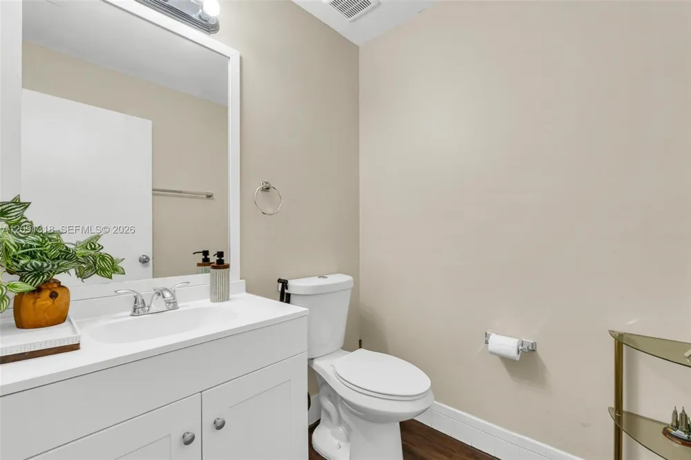 2836 W River Run Cir W Miramar, FL 33025