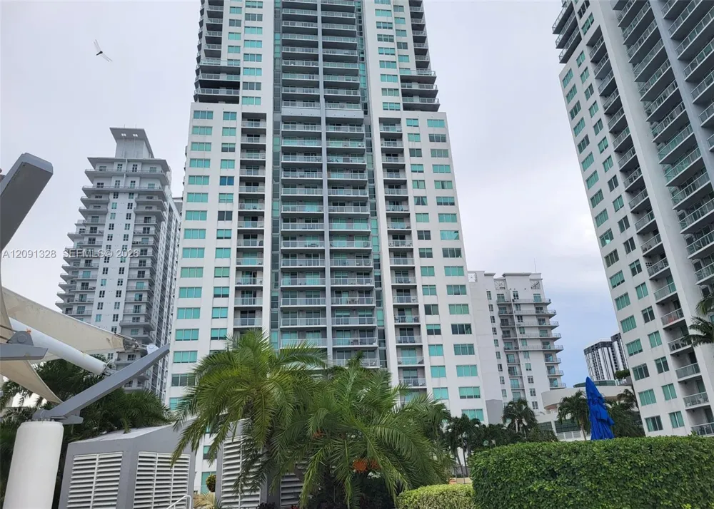 253 NE 2nd St #234 Miami, FL 33132