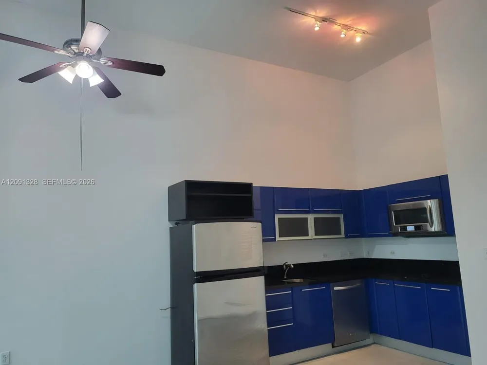 253 NE 2nd St #234 Miami, FL 33132