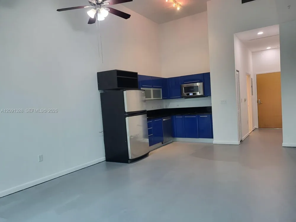 253 NE 2nd St #234 Miami, FL 33132