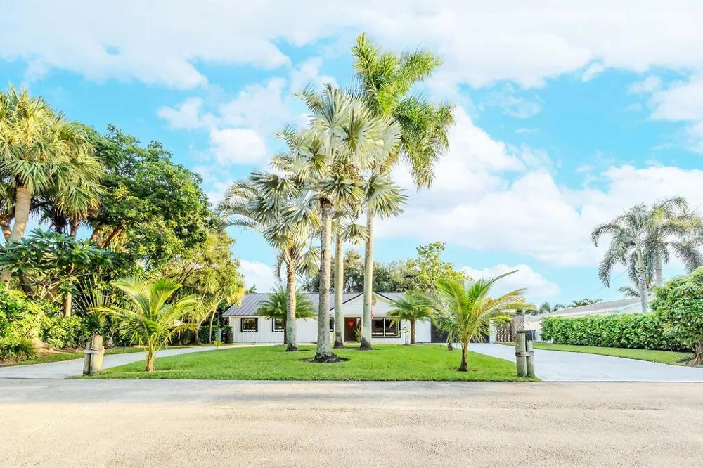 2024 PALMETTO ROAD West Palm Beach, FL 33406