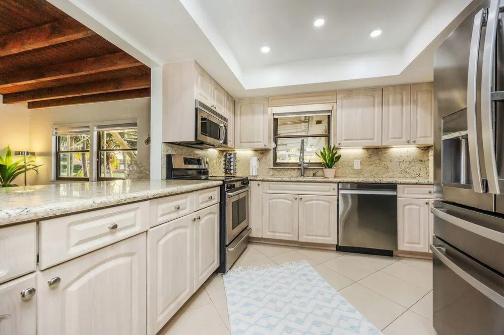 2024 PALMETTO ROAD West Palm Beach, FL 33406