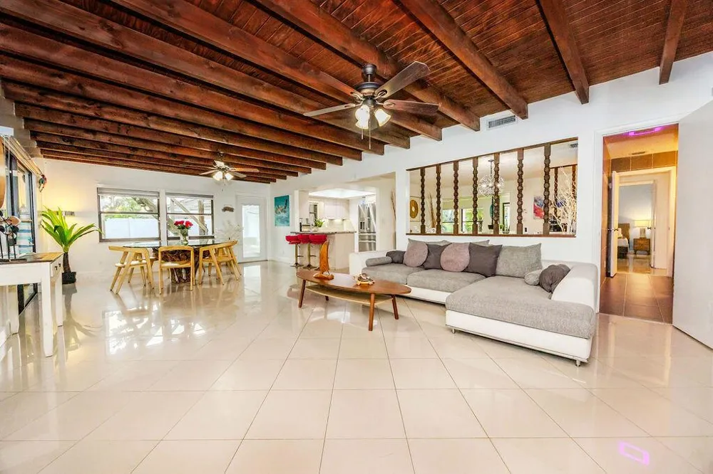 2024 PALMETTO ROAD West Palm Beach, FL 33406