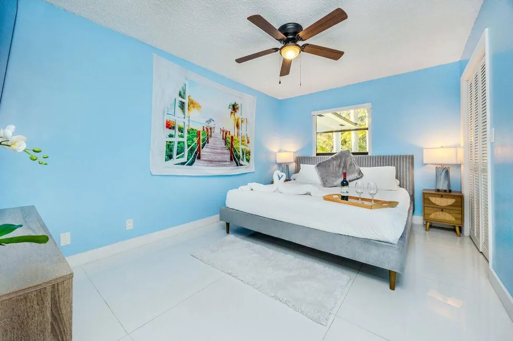 2024 PALMETTO ROAD West Palm Beach, FL 33406