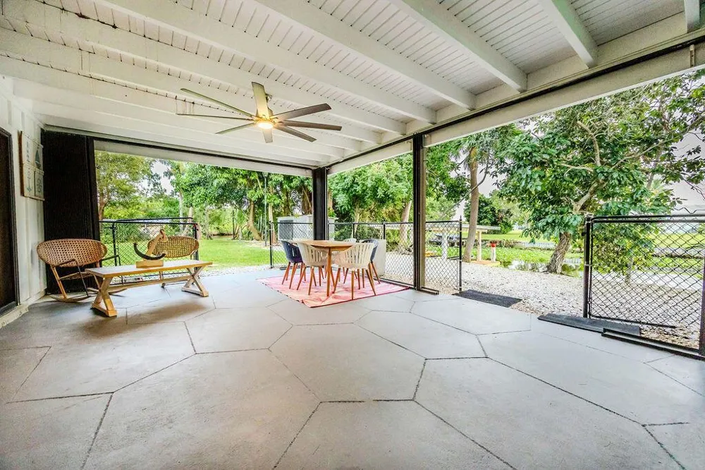 2024 PALMETTO ROAD West Palm Beach, FL 33406