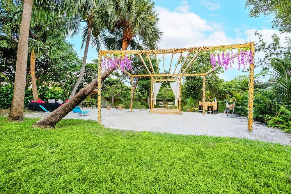 2024 PALMETTO ROAD West Palm Beach, FL 33406