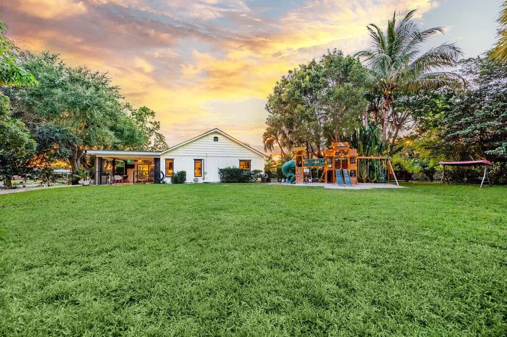 2024 PALMETTO ROAD West Palm Beach, FL 33406