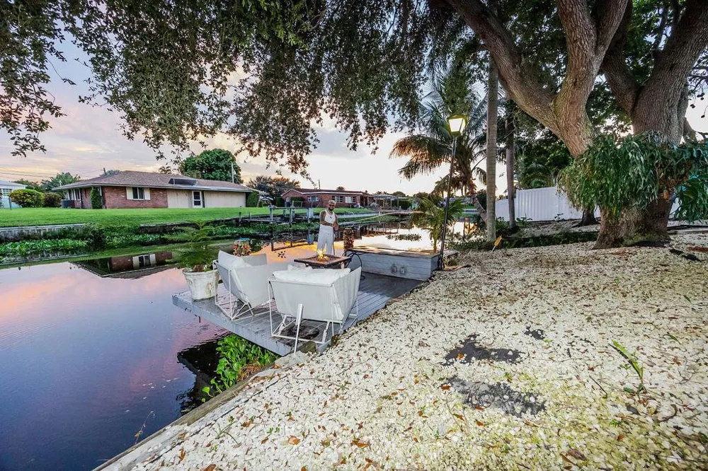 2024 PALMETTO ROAD West Palm Beach, FL 33406