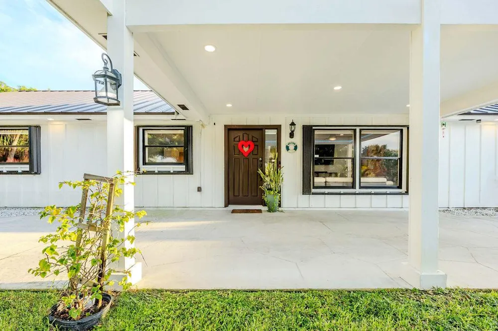 2024 PALMETTO ROAD West Palm Beach, FL 33406