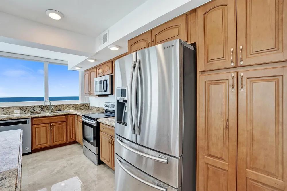 1360 S OCEAN BOULEVARD #1108 Pompano Beach, FL 33062