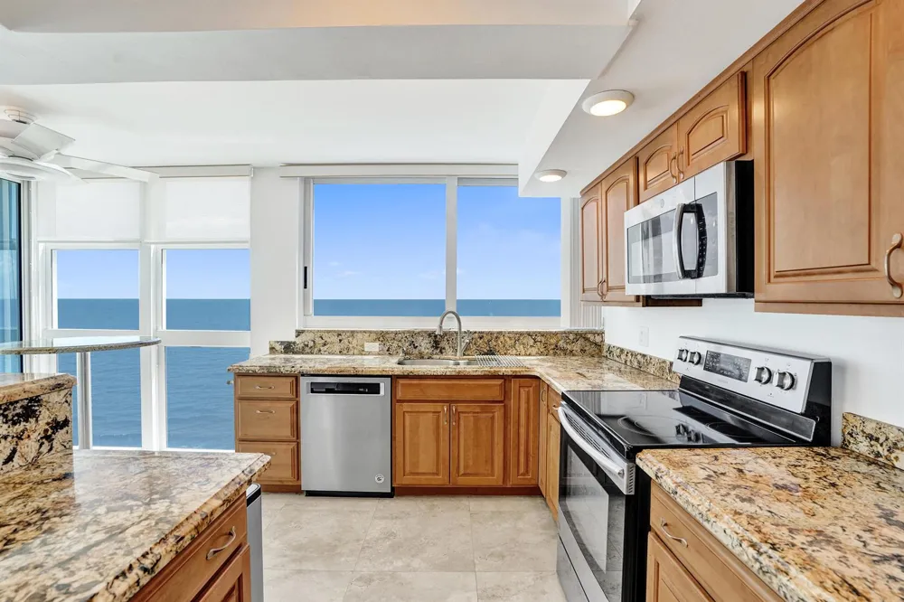 1360 S OCEAN BOULEVARD #1108 Pompano Beach, FL 33062
