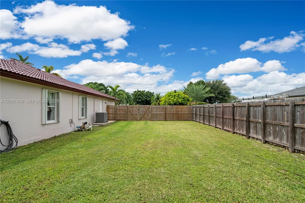 28565 SW 158th Ct Homestead, FL 33033