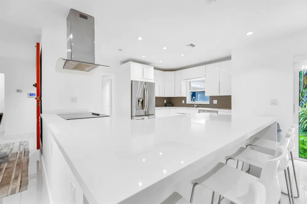 3759 Oaks Clubhouse Drive #P7 Pompano Beach, FL 33069